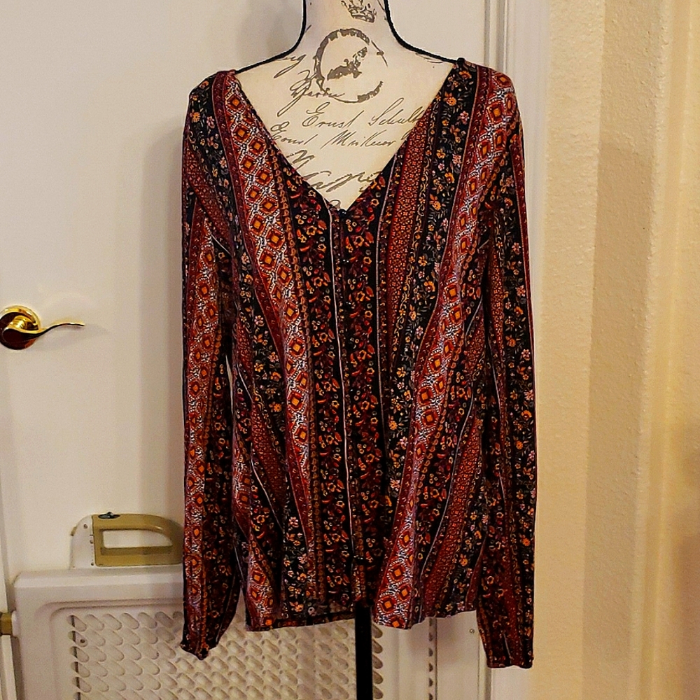 Daytrip Blouse long sleeve,, multi-colored patterns in women's size large